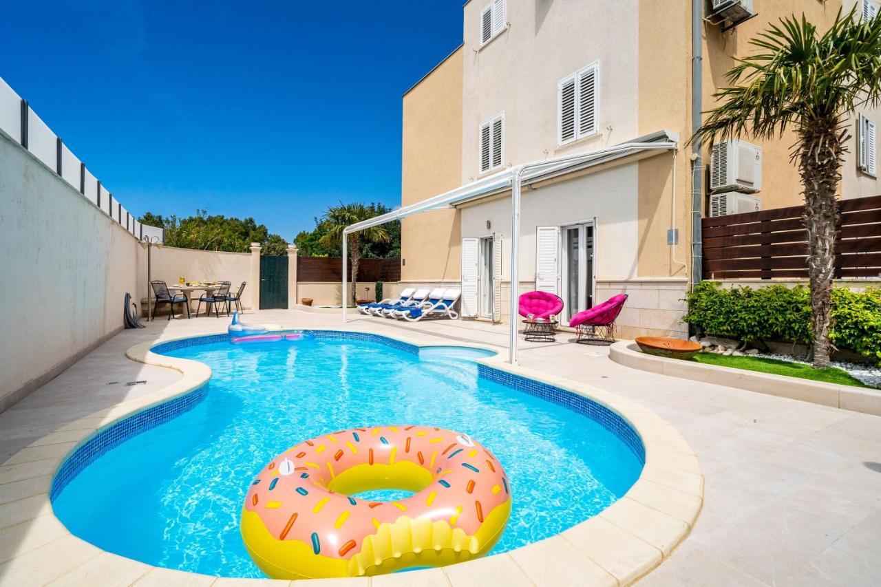 Lorena With Private Pool *