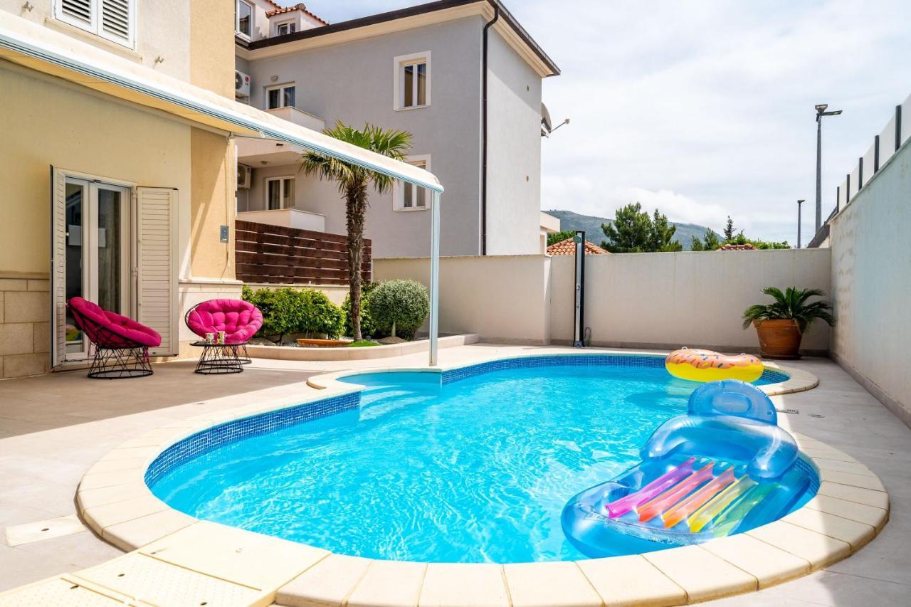 Apartment Lorena With Private Pool *