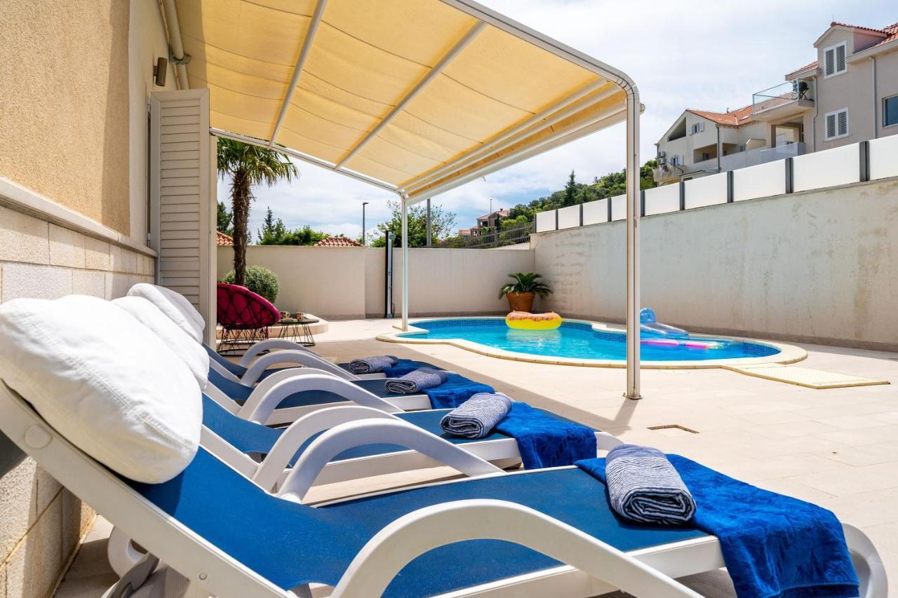 Apartment Lorena With Private Pool *