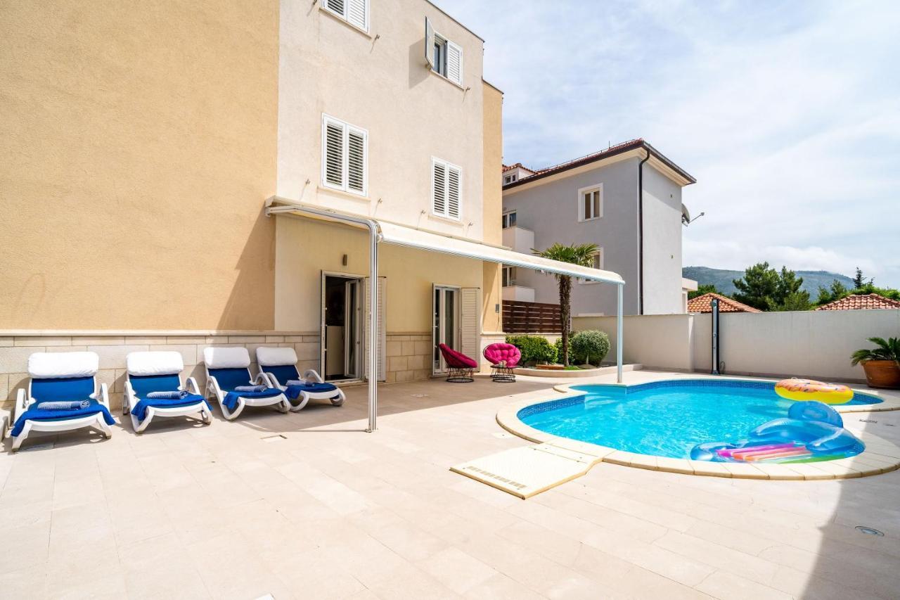 Apartment Lorena With Private Pool Dubrovnik